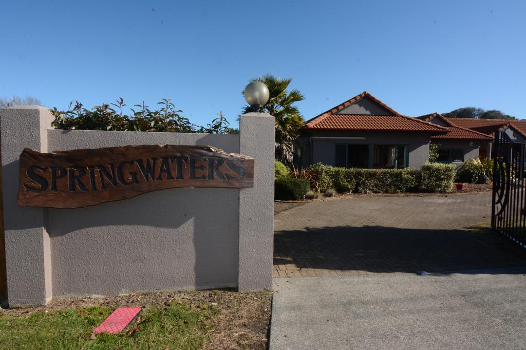 Springwaters Lodge Rotorua Exterior photo